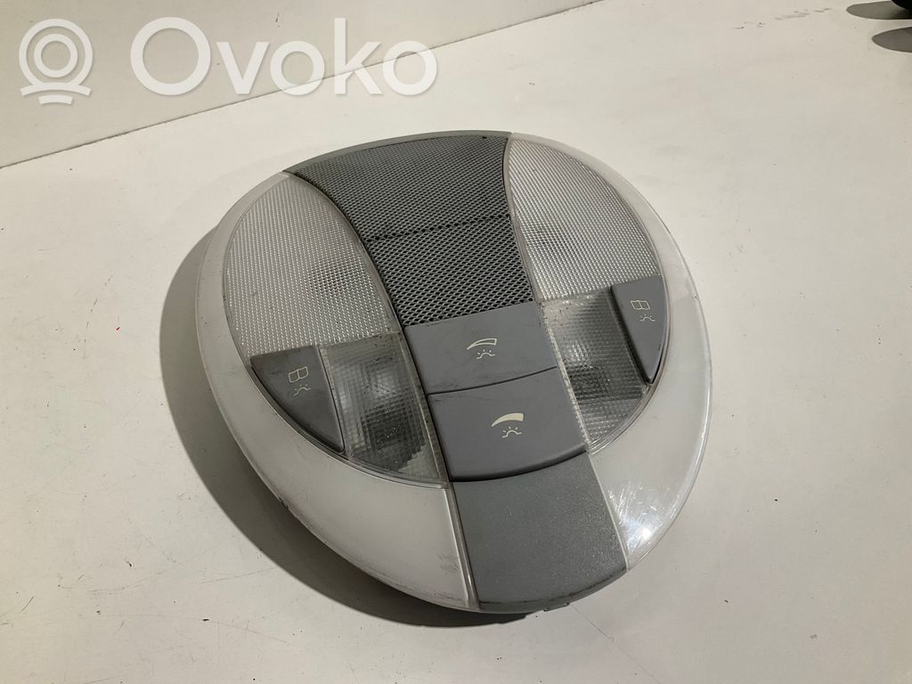 Mercedes-Benz E W211 Lampka podsufitki tylna 