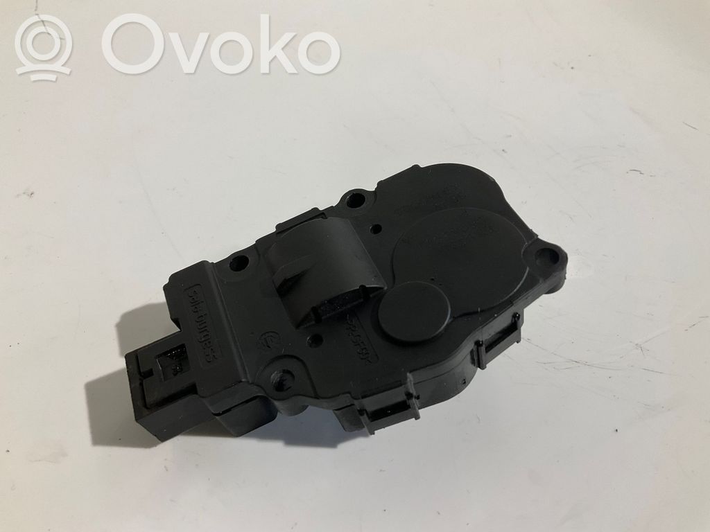 Mercedes-Benz E W212 Motor/activador trampilla de calefacción 