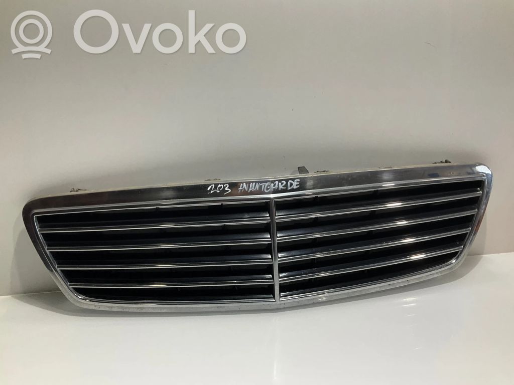 Mercedes-Benz C W203 Atrapa chłodnicy / Grill 