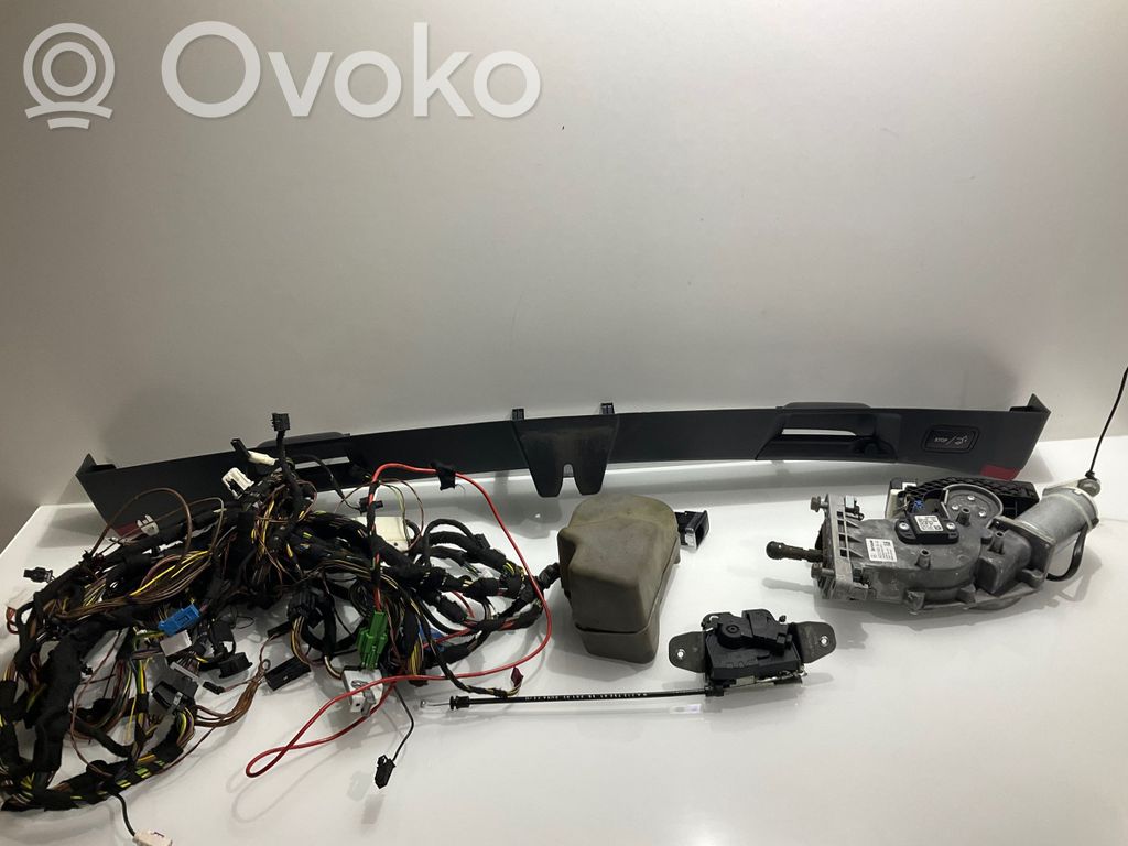 Mercedes-Benz E W212 Tailgate hydraulic set 