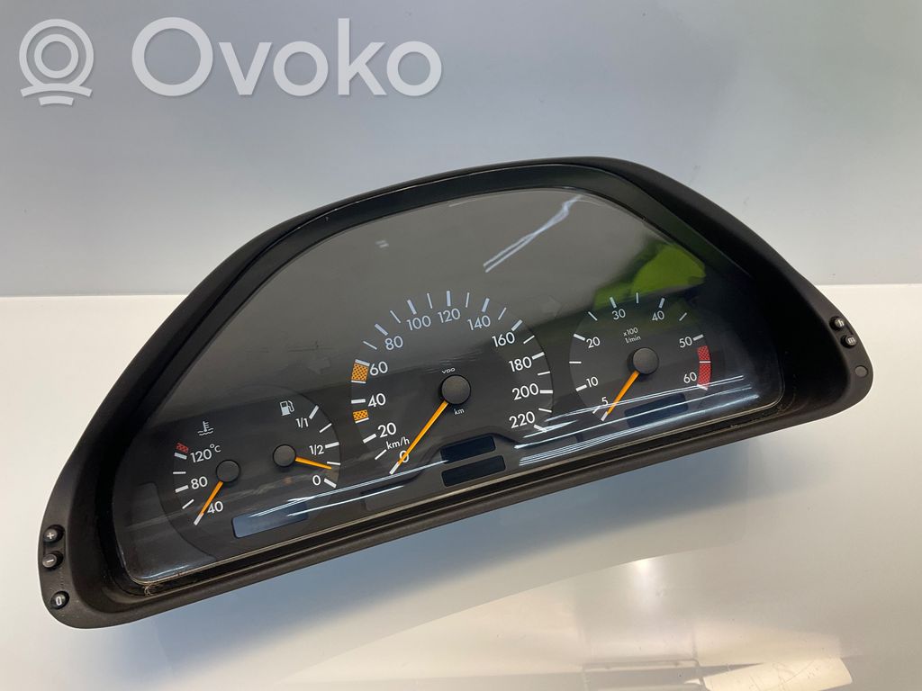 Mercedes-Benz E W210 Speedometer (instrument cluster) 