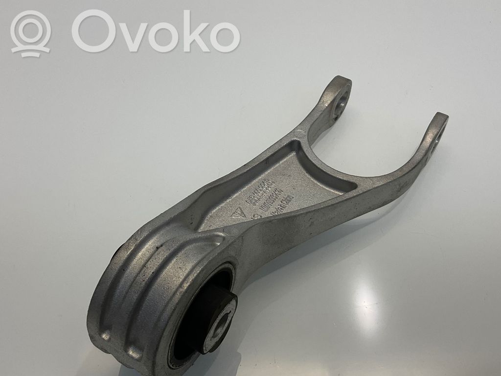 Porsche Macan (95B) Engine mounting bracket 