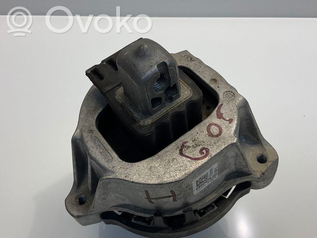 BMW X5 G05 Engine mount bracket 