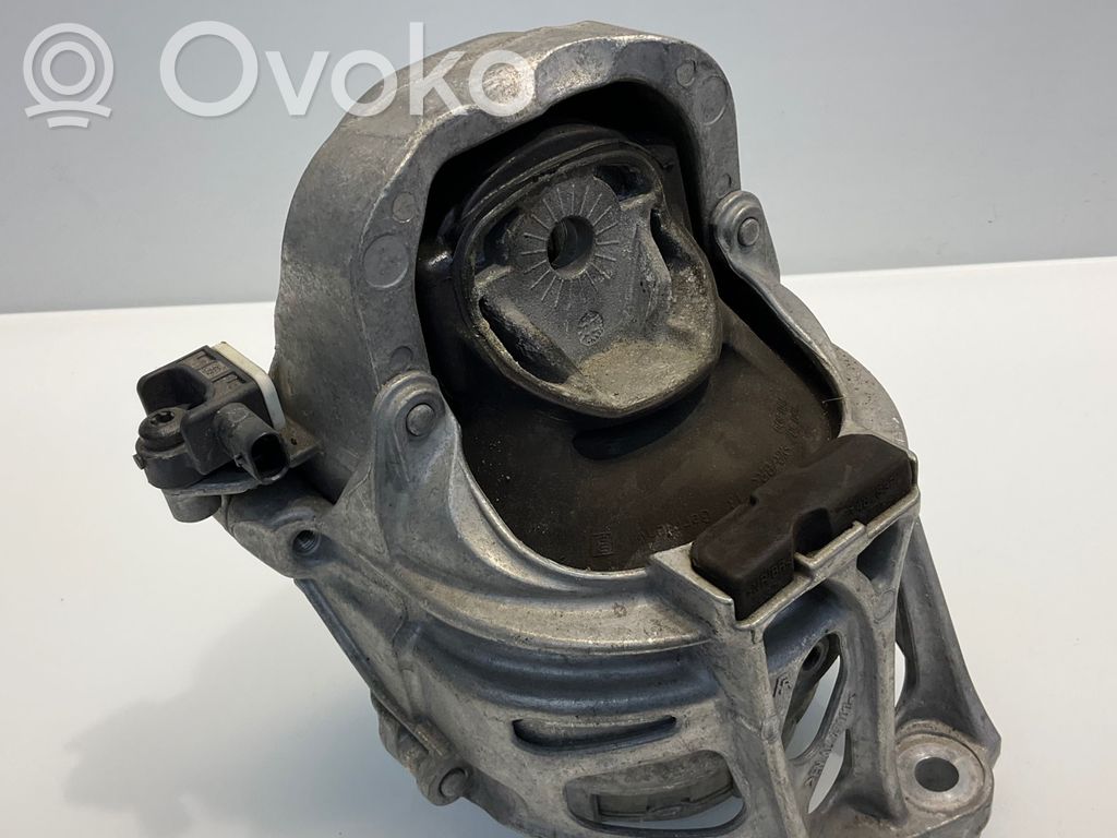 Audi SQ7 Engine mount bracket 