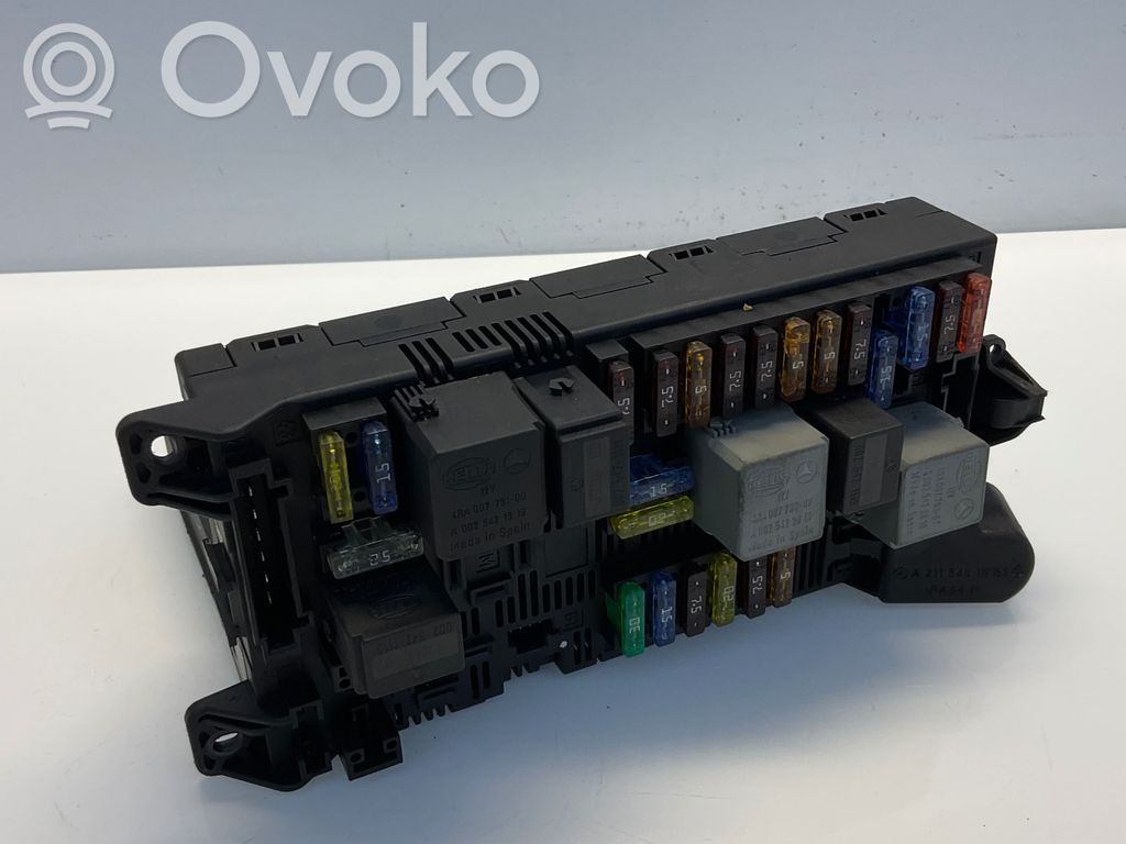Mercedes-Benz E W211 Fuse module 