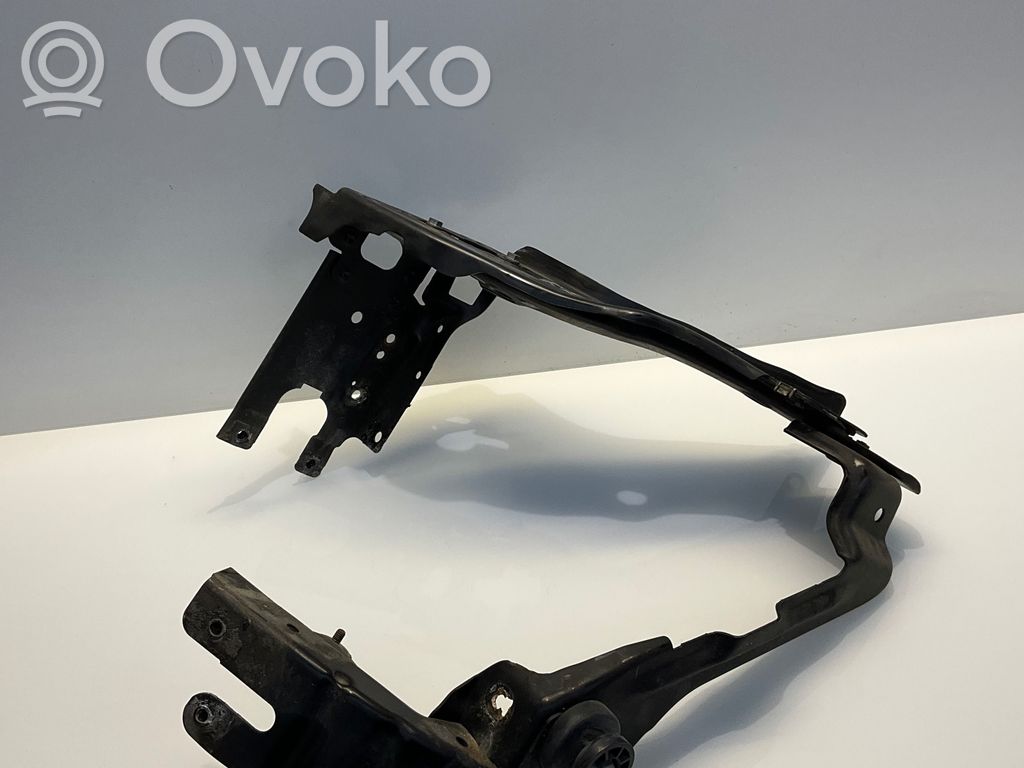 Mercedes-Benz E W211 Pannello laterale di supporto del radiatore 