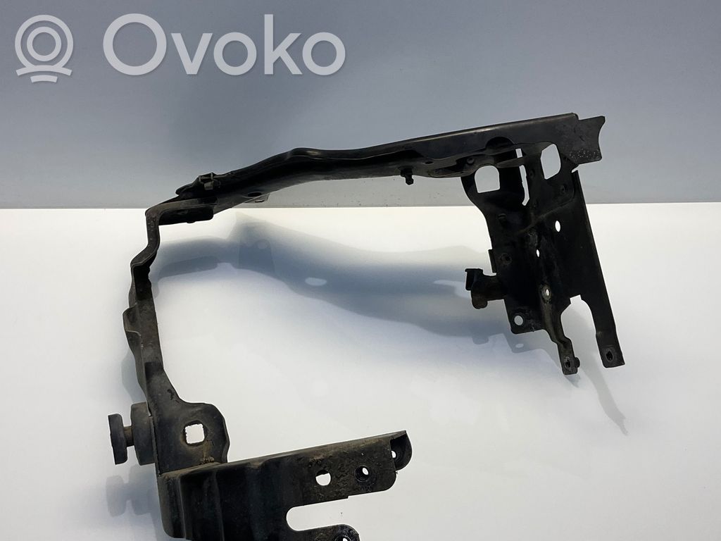 Mercedes-Benz E W211 Pannello laterale di supporto del radiatore 