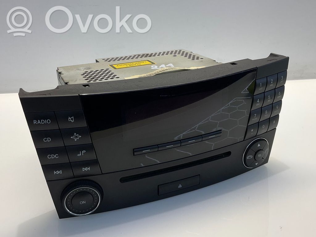 Mercedes-Benz E W211 Panel / Radioodtwarzacz CD/DVD/GPS 