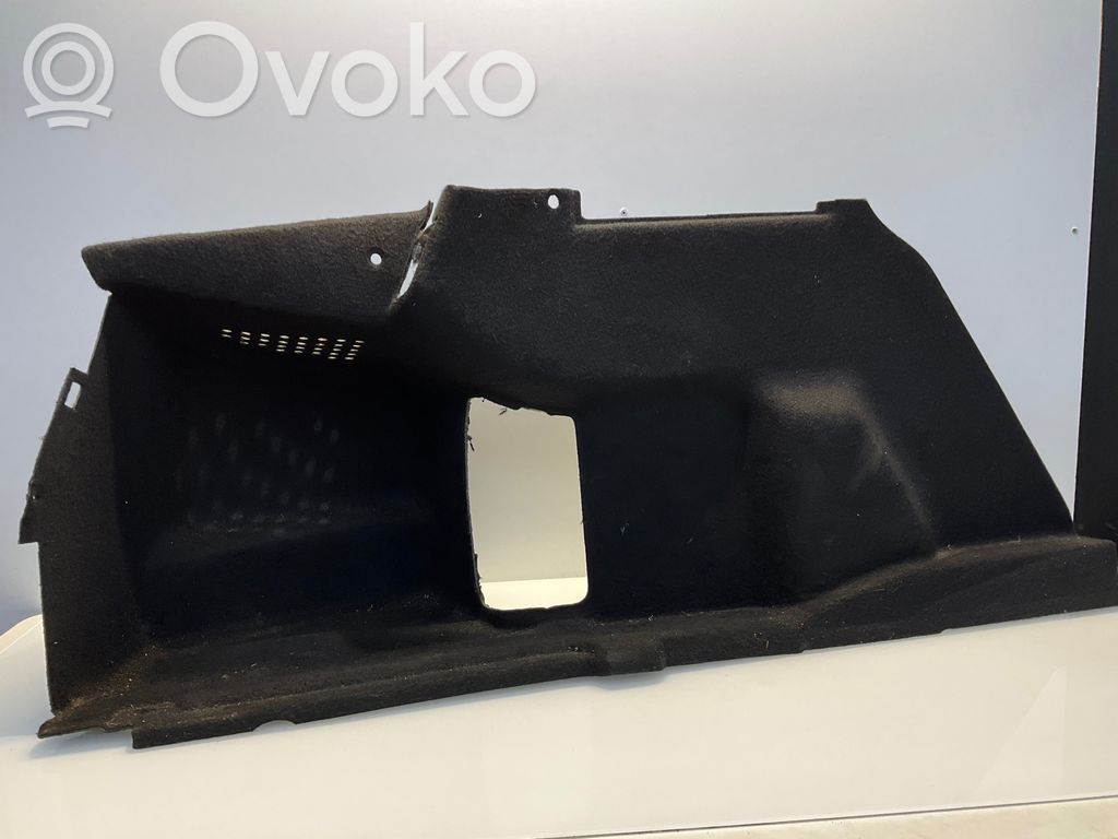 Mercedes-Benz E W211 Boczek / Tapicerka / bagażnika 