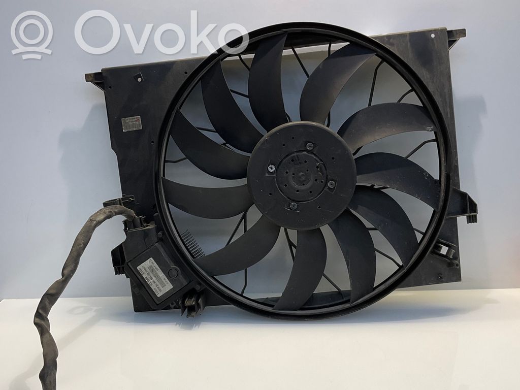 Mercedes-Benz E W211 Ventilator electric răcire radiator 