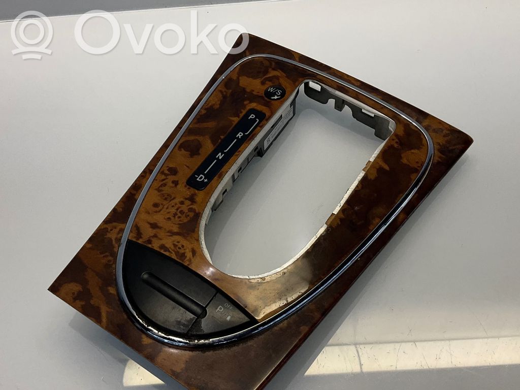 Mercedes-Benz E W211 Ramka drążka zmiany biegów 