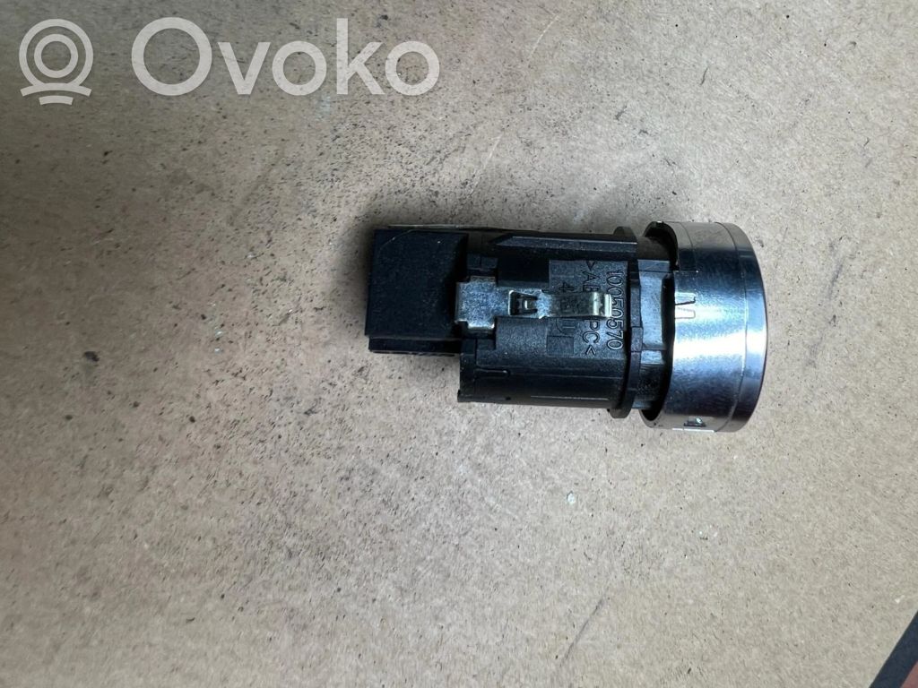 Engine start stop button switch   10050570