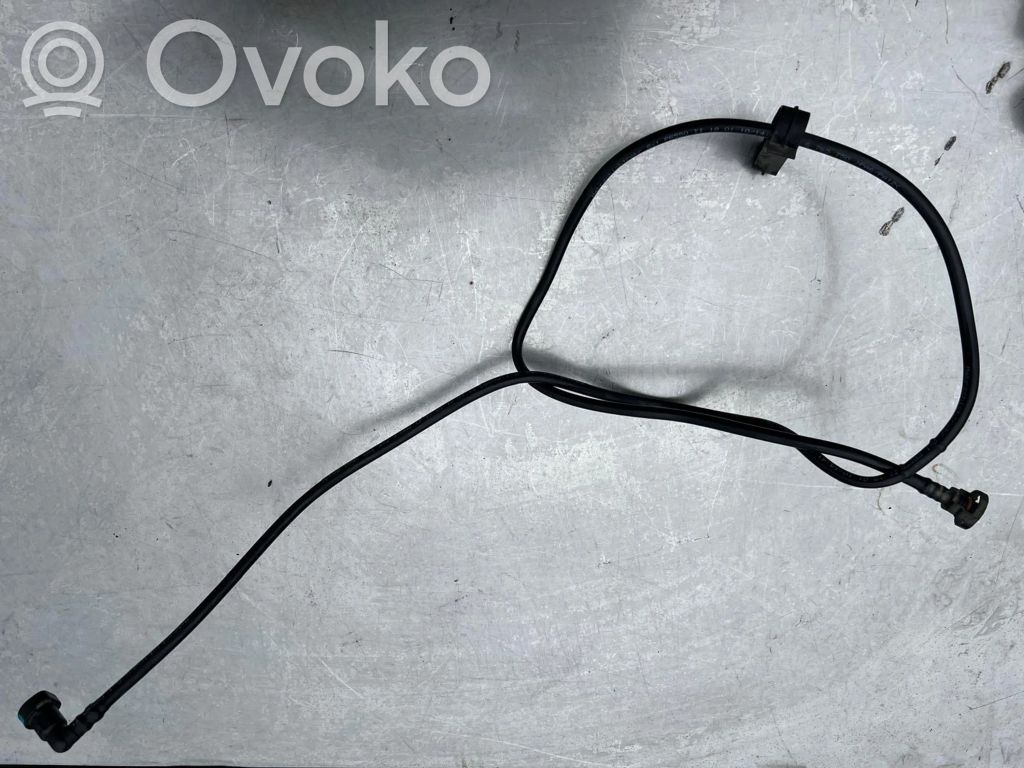 BMW 3 E90 E91 Fuel line/pipe/hose 
