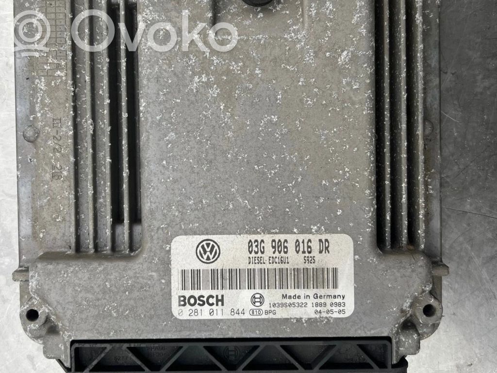 Volkswagen Touran I Engine control unit/module 