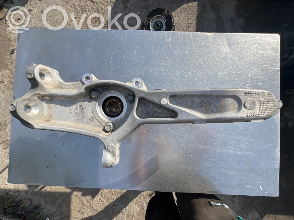 Tesla Model 3 Front wheel hub 