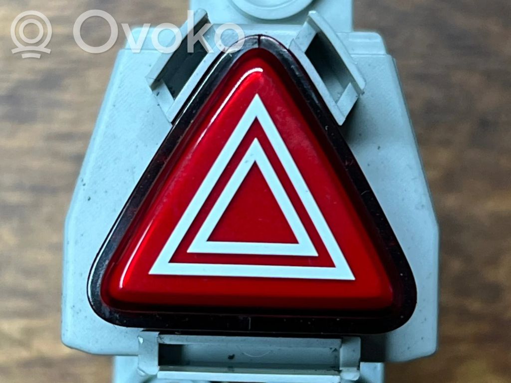 KIA EV6 Hazard light switch 