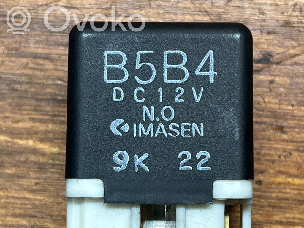 Toyota Avensis T250 Other relay 