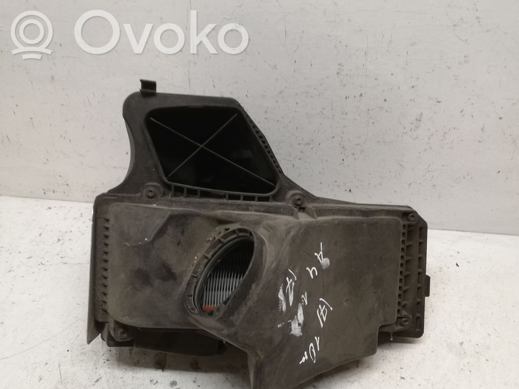 Audi A4 S4 B8 8K Air filter box 
