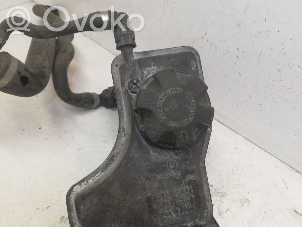 BMW 1 E82 E88 Zbiornik wyrównawczy chłodziwa 