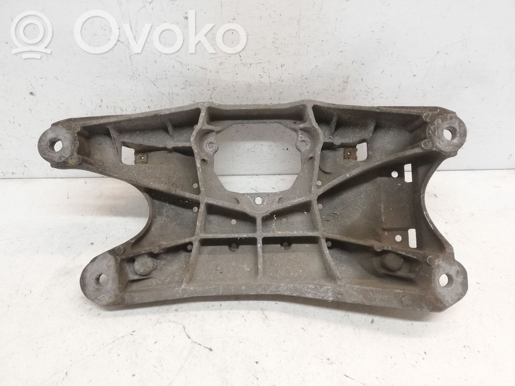 Audi A4 S4 B8 8K Gearbox mounting bracket 