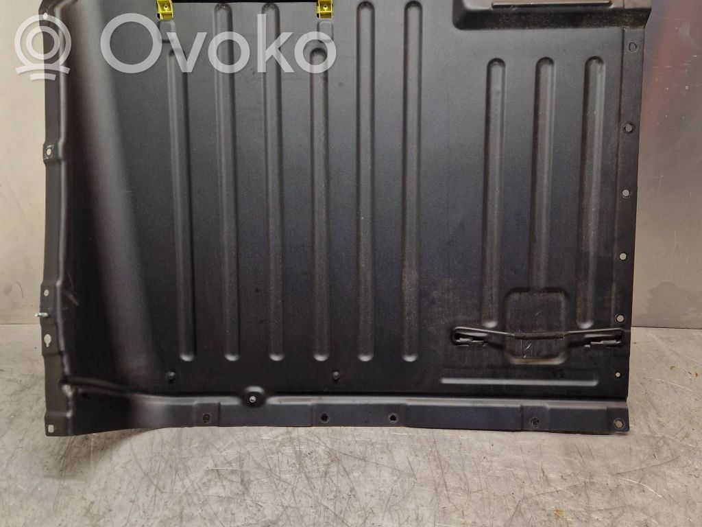 Toyota ProAce City Partition between cabin 