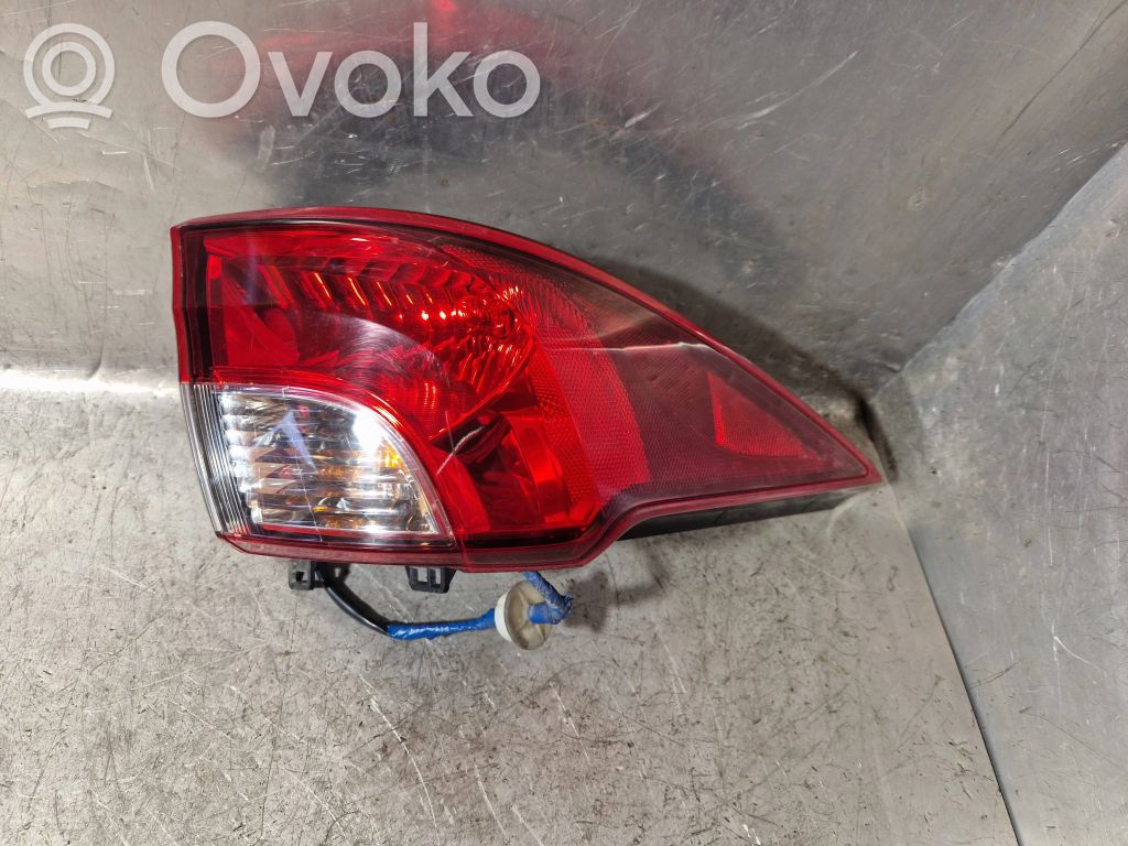 Mazda 5 Lampă spate în caroserie 