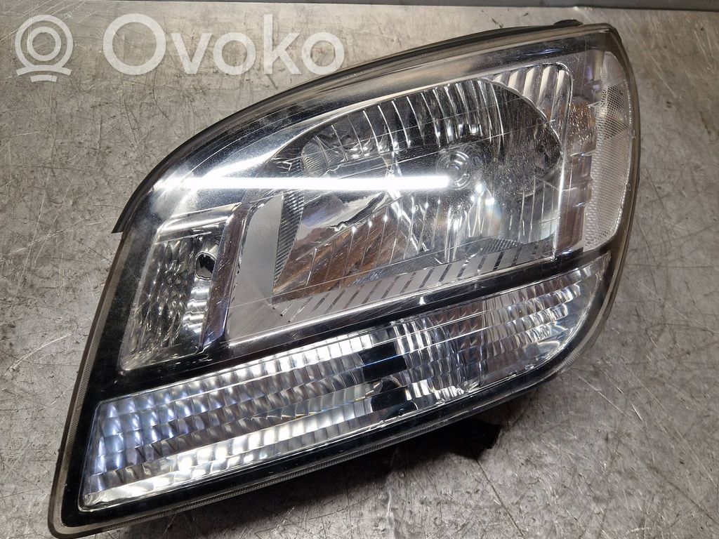 Chevrolet Orlando Lampa przednia 