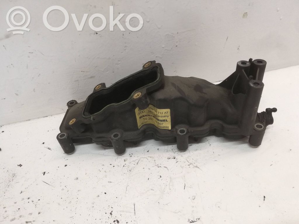 Audi A5 8T 8F Intake manifold 