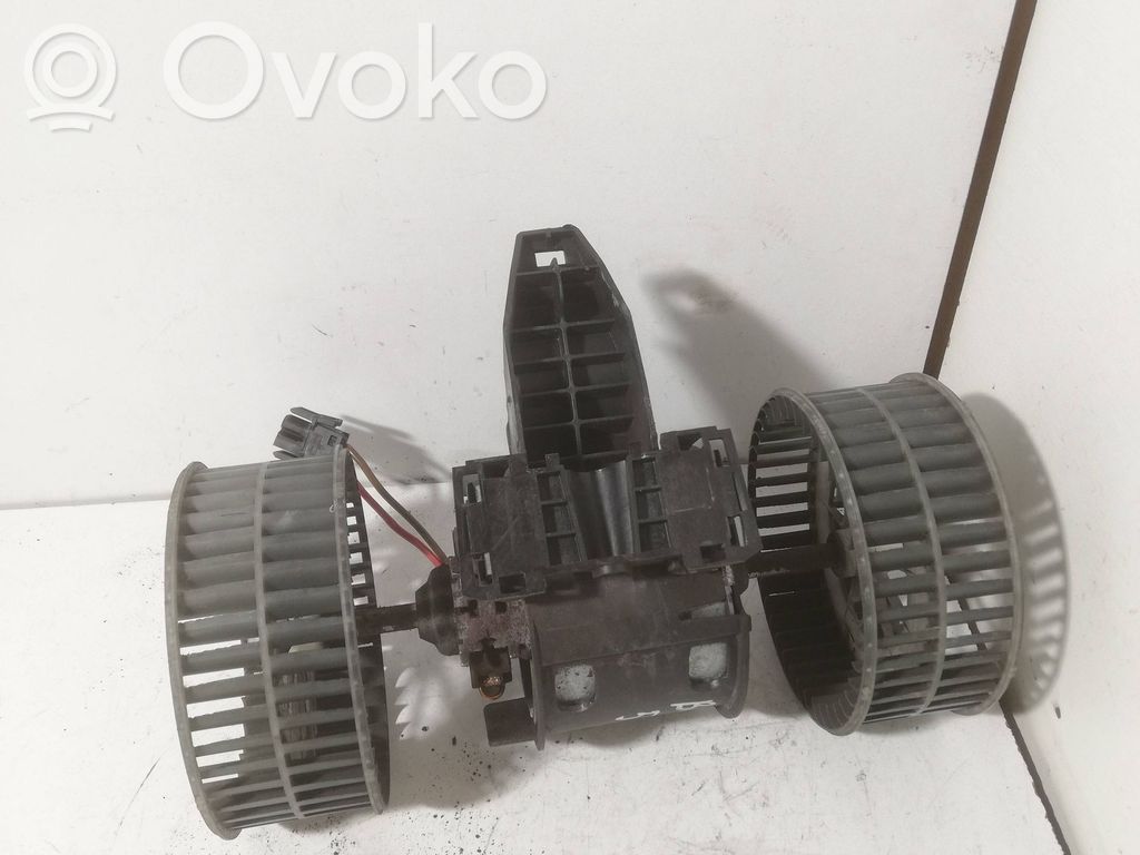 BMW 5 E60 E61 Mazā radiatora ventilators 