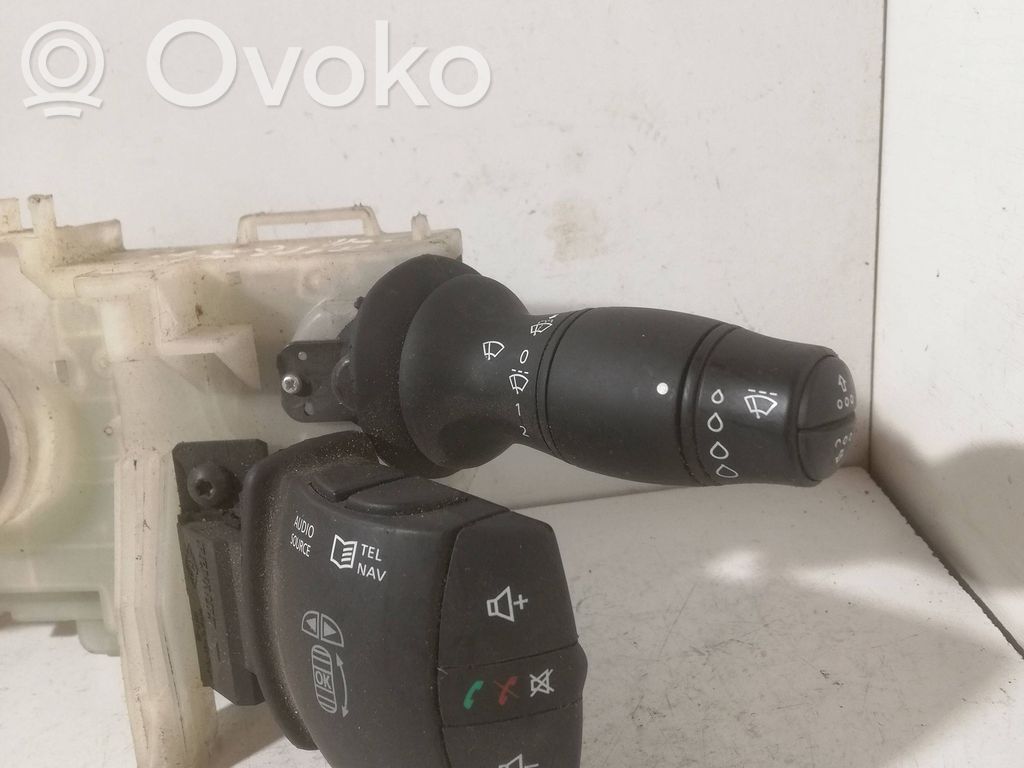 Renault Master III Rokturu komplekts 