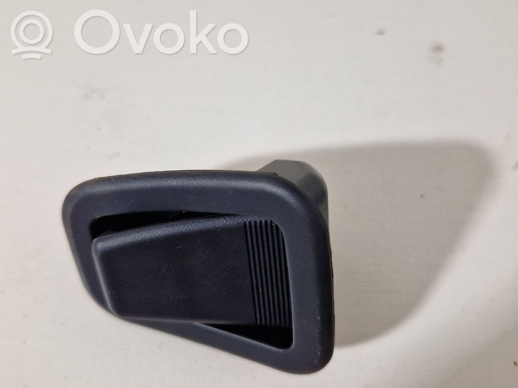 BMW X4 F26 Kita salono detalė 