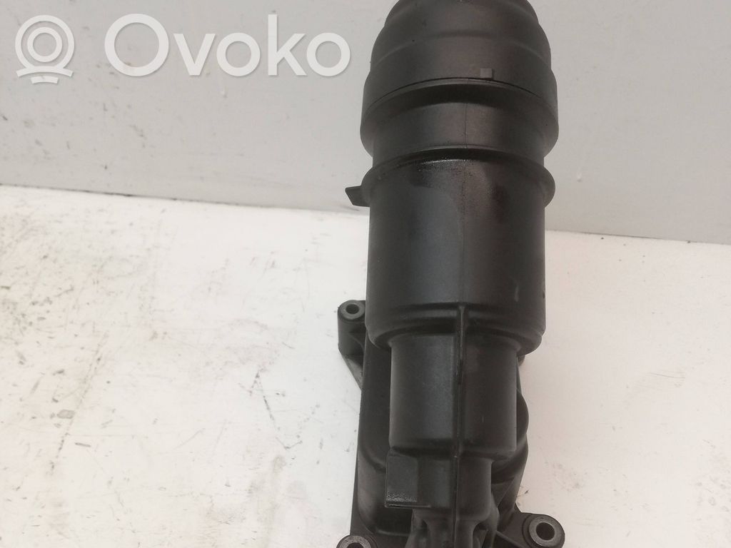BMW 7 F01 F02 F03 F04 Oil filter mounting bracket 
