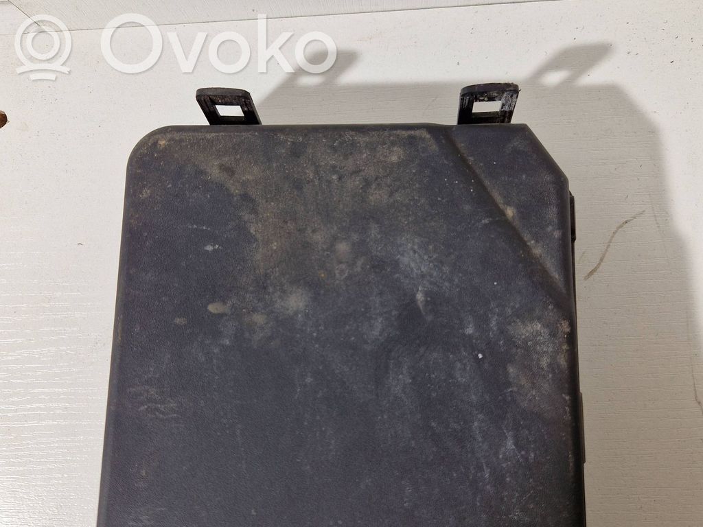 Nissan X-Trail T32 Fuse module 