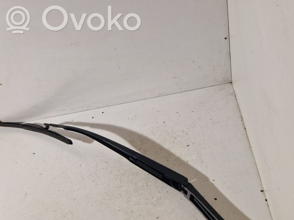 Hyundai i40 Front wiper blade arm 
