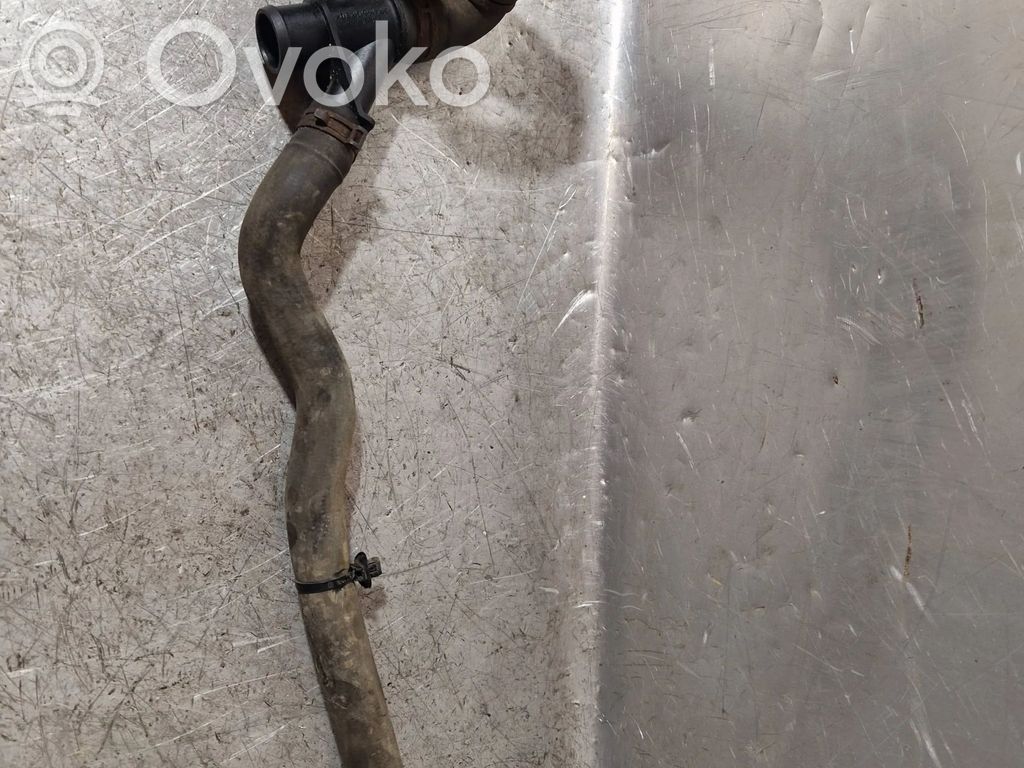 Engine coolant pipe/hose   922318
