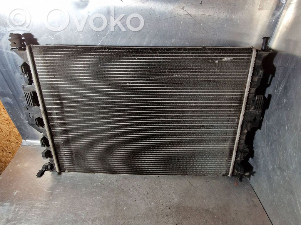Ford C-MAX II Coolant radiator 