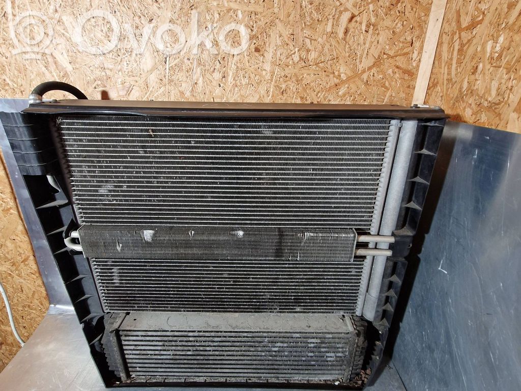 Radiator set   7586775