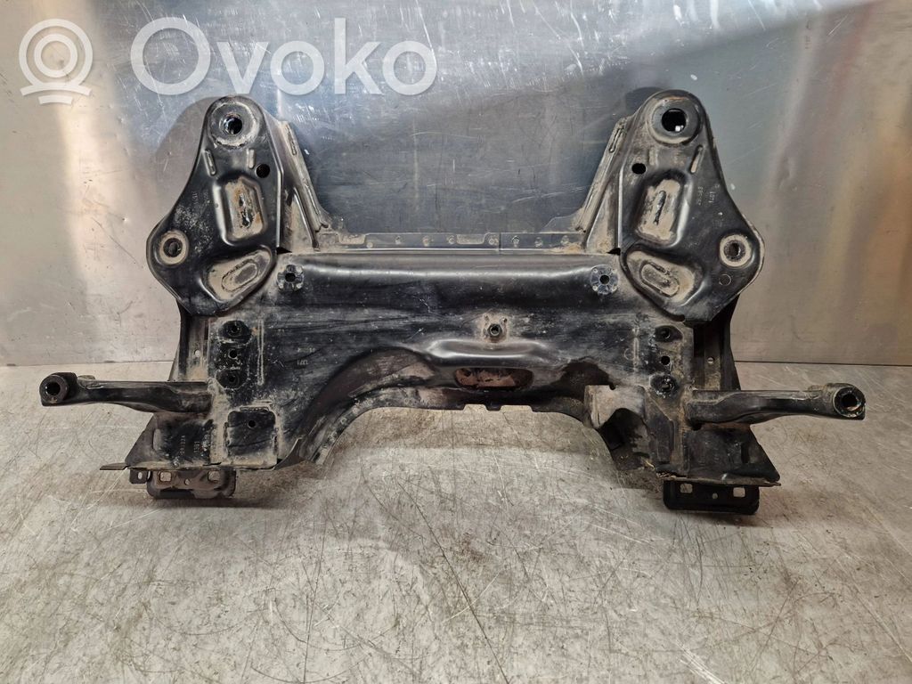 Peugeot 208 II Front subframe 