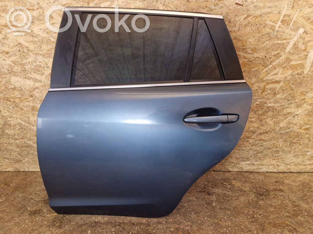 Rear door