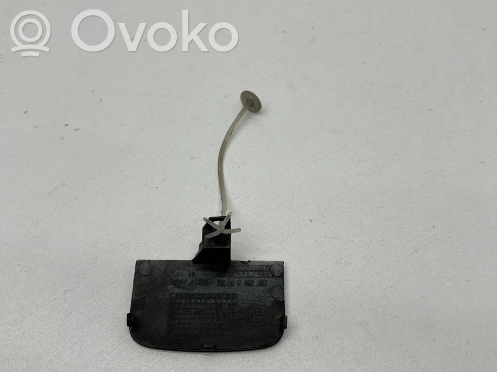 BMW 5 E60 E61 Abdeckung Deckel Abschleppöse vorne 