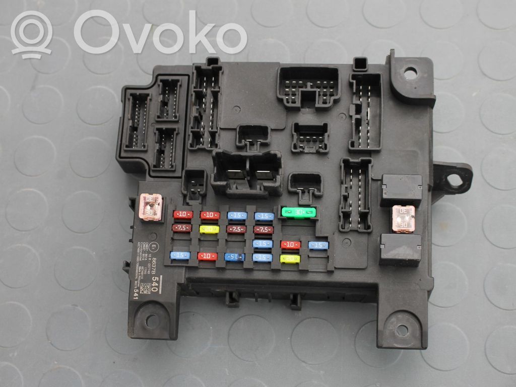 Mitsubishi ASX Módulo de fusible 