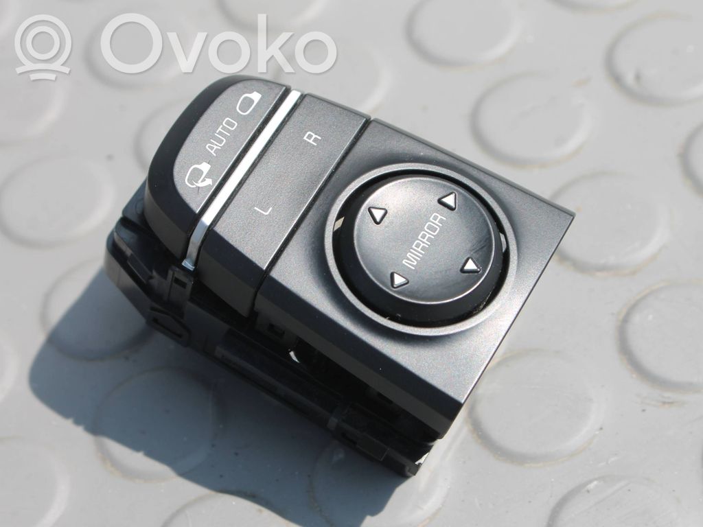 KIA Optima Wing mirror switch 