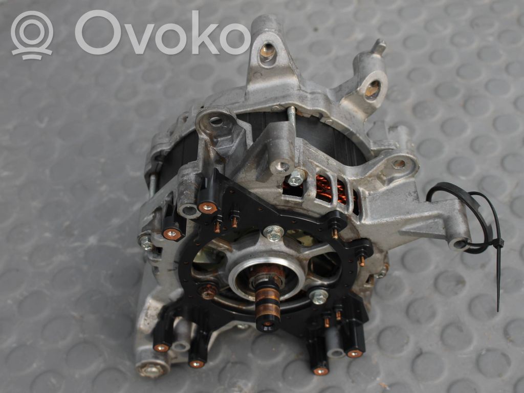 Mazda CX-30 Alternador 