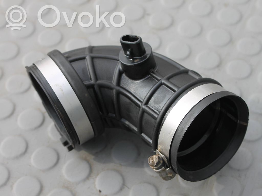 Suzuki Vitara (LY) Air intake hose/pipe 