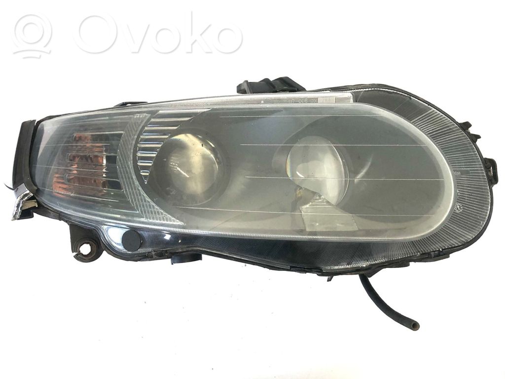 Headlight/headlamp   73010137N,739339115015800029