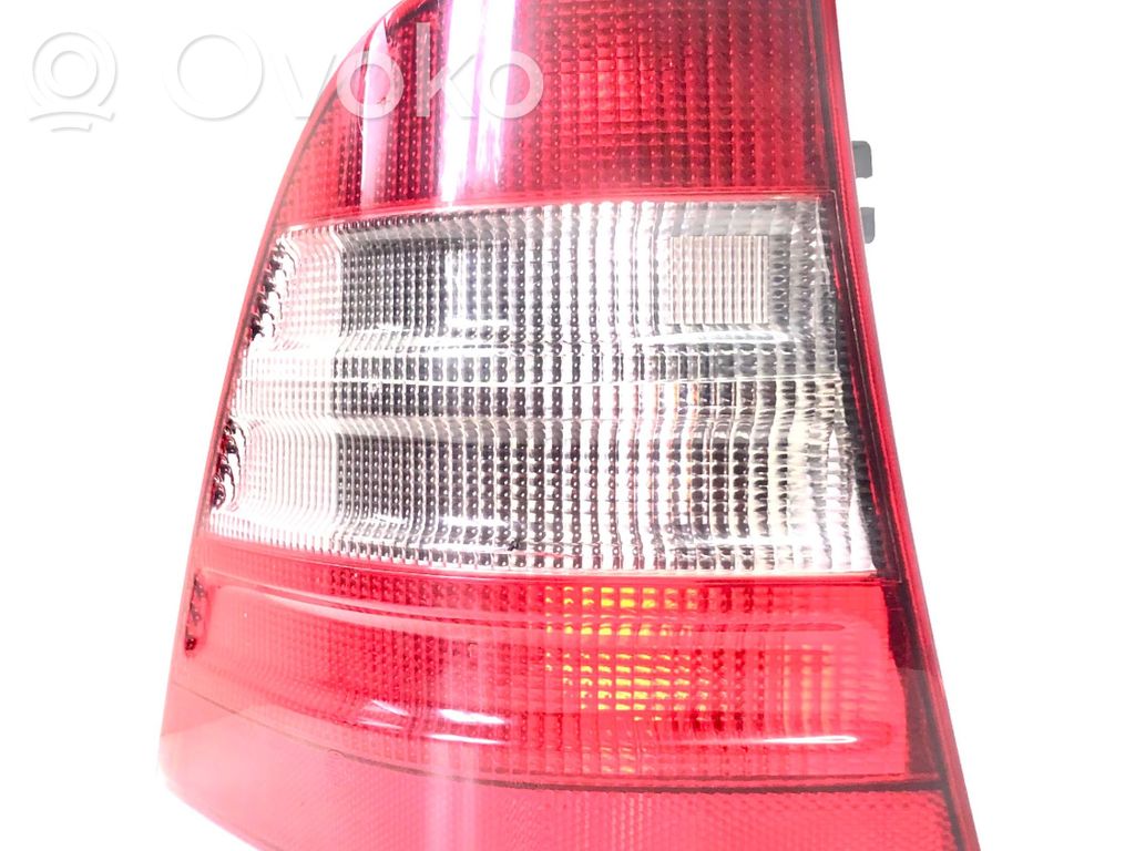 Lampa tylna   1638200364,1638200164,3085931,35370711,50161617,A1638200164,A1638200364