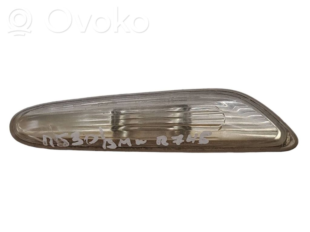 Front fender indicator light   69239193,007416