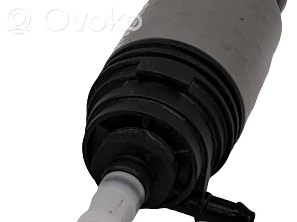 BMW 3 E90 E91 Windscreen/windshield washer pump 