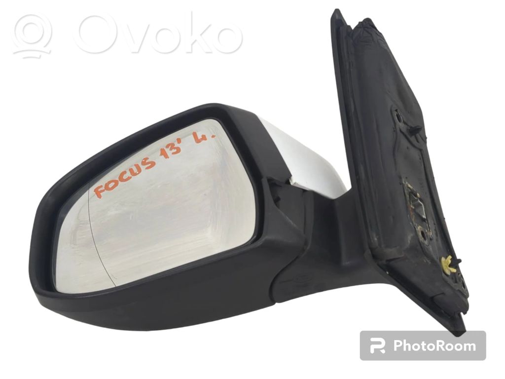Ford Focus Front door electric wing mirror 