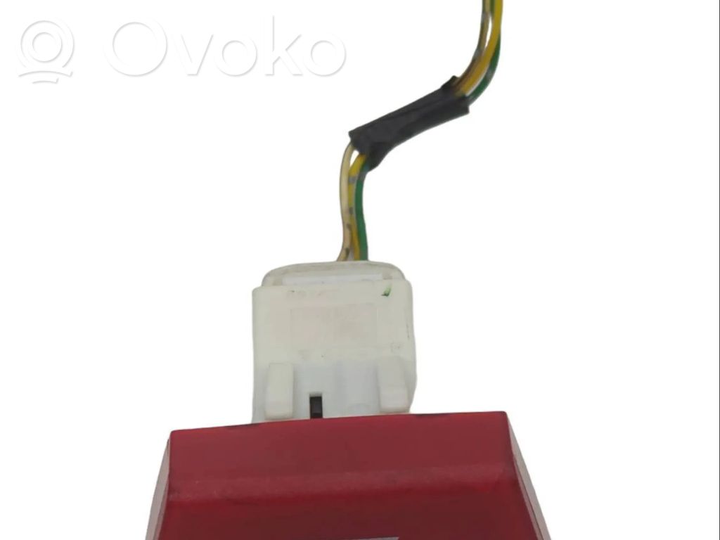 Third/center stoplight   84332A,84332A0H010,84332A0H010